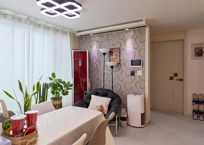 Apartamento 경복궁 도심속 조용한 힐링 무료주차 최대7인 연신내 Gtx-a로 서울역4분 Seúl